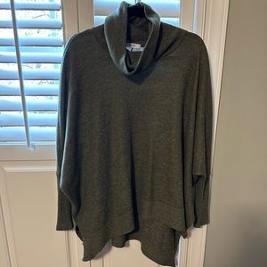 Cherish Turtleneck Brushed High - Low Hunter Green sweater.